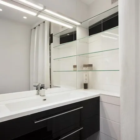 Arché - Welkeys Apartmán *